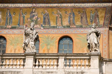 Statues on Santa Maria in Trastevere, Rome clipart