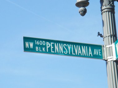 Pennsylvania avenue sokak tabelası