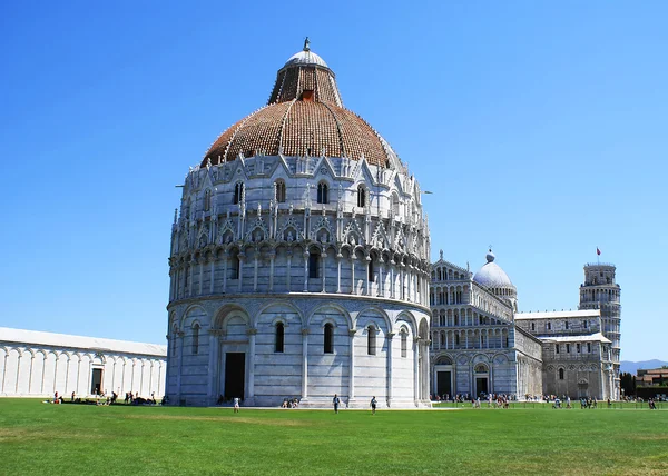 Pisa kilise binaları — Stok fotoğraf