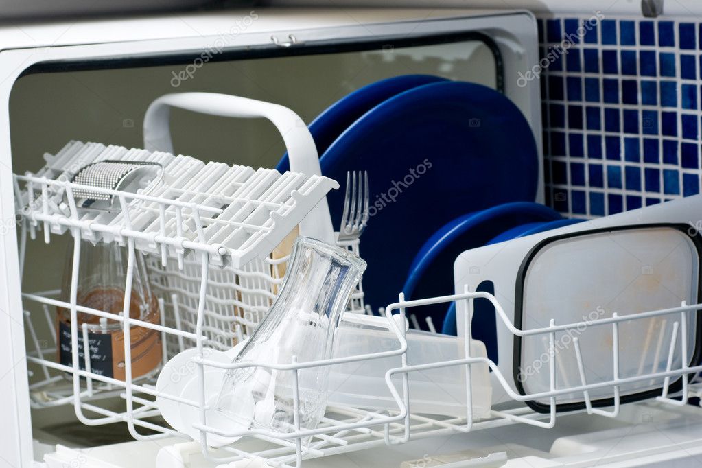 Dish washer