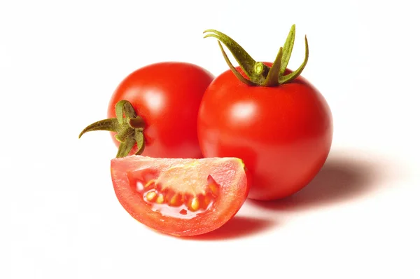 Tomates isolés sur blanc — Photo