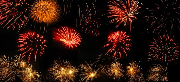 Colorful and vibrant fireworks — Stock Photo, Image