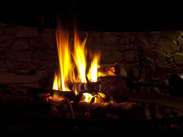 Hot burning fireplace — Stock Photo, Image