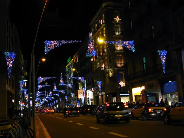 Karácsonyi fények barcelona utcában — Stock Fotó