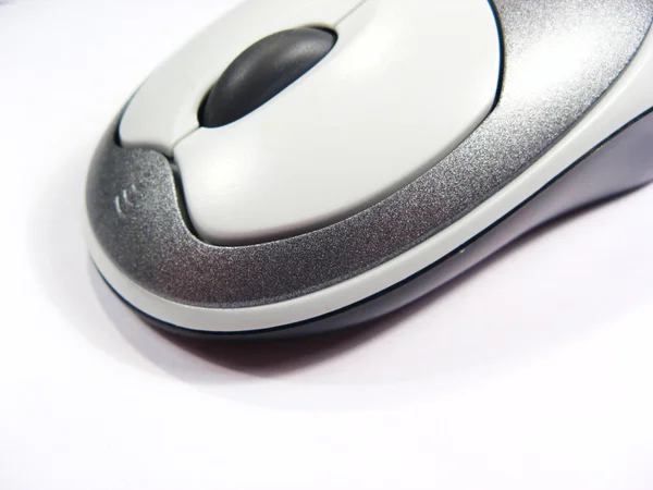 PC mouse sem fio closeup sobre fundo branco — Fotografia de Stock