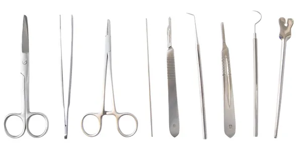 Diverse medizinische und chirurgische Instrumente in weiß isoliert — Stockfoto
