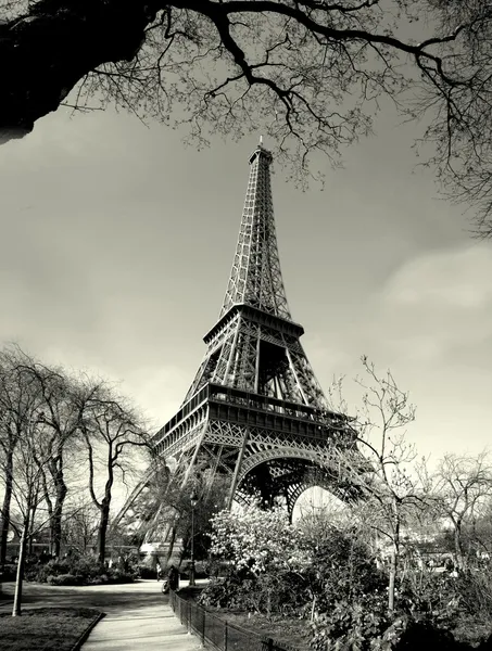 Blick auf den alten Eiffelturm — Stockfoto