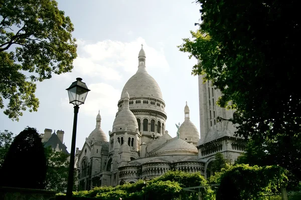 圣心大教堂，巴黎，法国-从 parc vue — 图库照片
