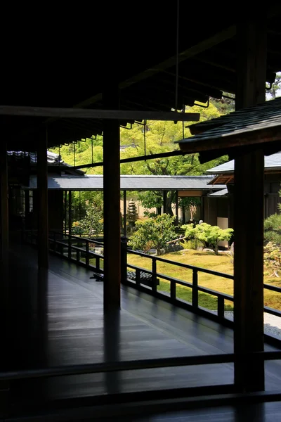 Японська Zen Garden, в Кіото — стокове фото