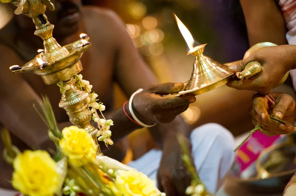 Hinduistické indická svatební obřad — Stock fotografie
