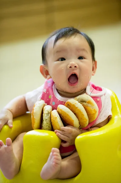 Έξι μηνών Νοτιοανατολική Ασία κινεζική κοριτσάκι — Φωτογραφία Αρχείου