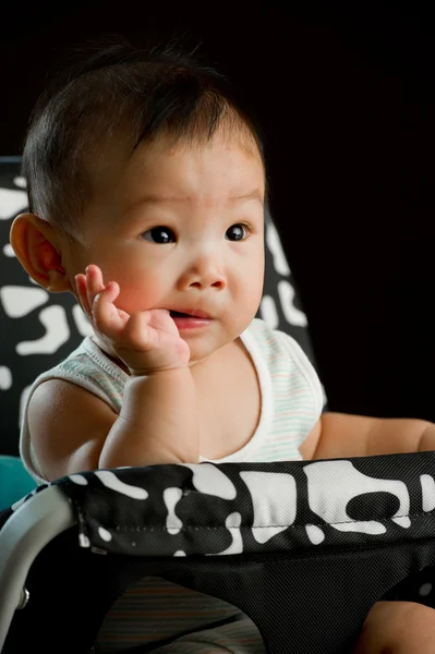 Sei mesi vecchio sud-est asiatico cinese bambino ragazza — Foto Stock