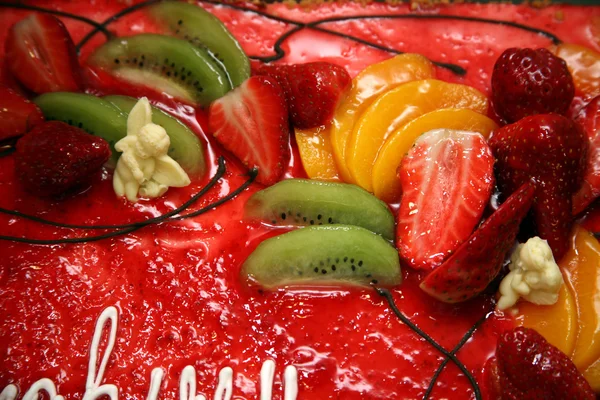 Kuchen mit Früchten — Stockfoto