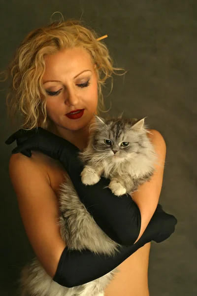 Portrét s kočkou — Stock fotografie