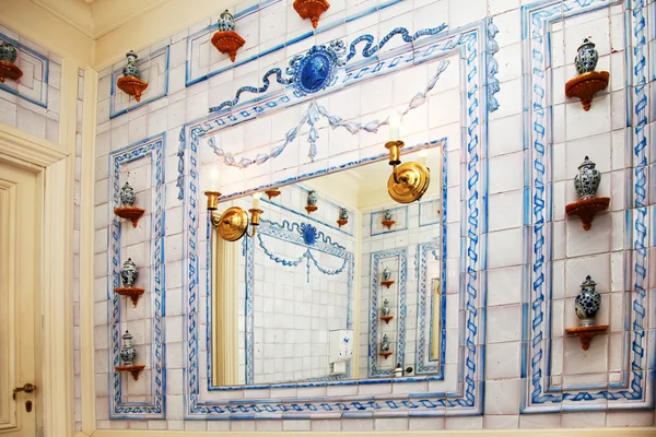 Винтажная ванная комната — стоковое фото