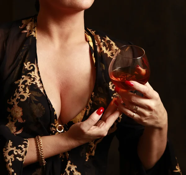 Bicchiere con un vino rosso — Foto Stock
