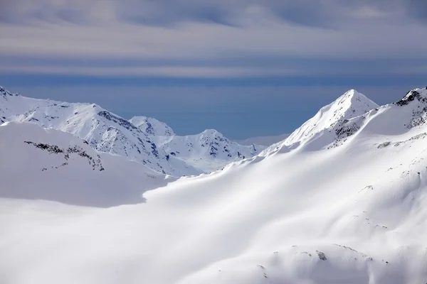 산과 눈 — 스톡 사진
