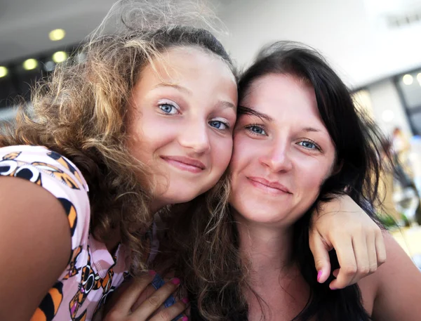Portré két lányról — Stock Fotó