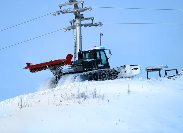 La macchina per togliere la neve — Foto Stock