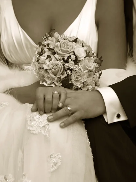 Свадебные кольца — стоковое фото