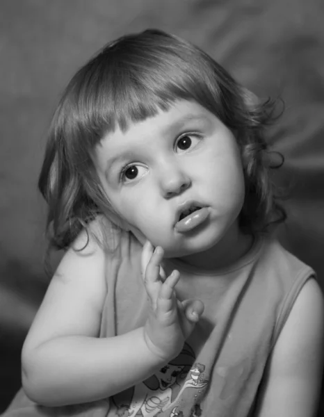 Portrait little girl — Stock Photo, Image