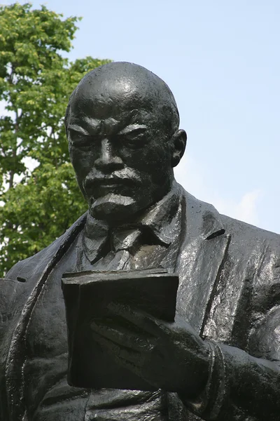 Statue of Lenin — Stock Photo, Image
