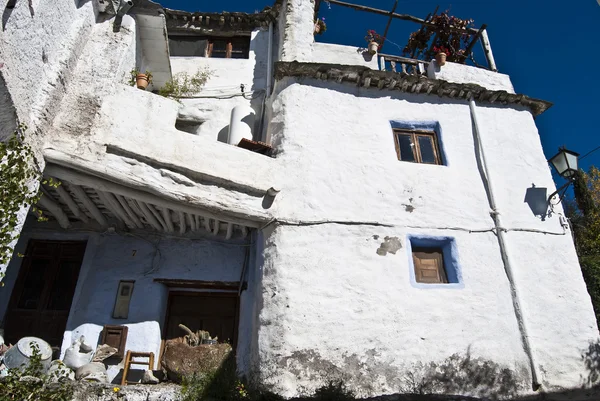 Фасад дома альпухарра — стоковое фото