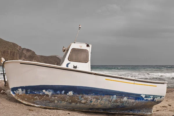 Fishing boat in the Isleta del Moro — Stock Photo, Image