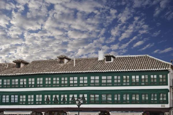 Дома на площади Альмагро в Кастилии — стоковое фото