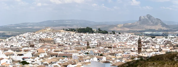 Vista panorámica de la ciudad de Antequera en Málaga — Foto de Stock