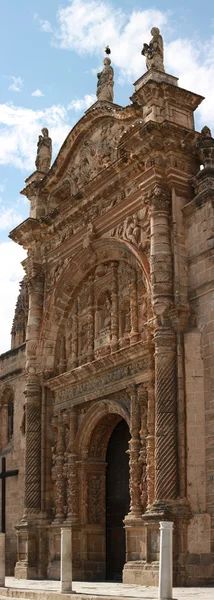 stock image Portada Iglesia Mayor y detalle de cigüeña