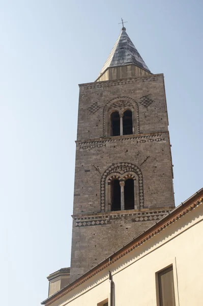 Melfi (Potenza, Basilicata, Italy) - Кафедральный собор: колокольня — стоковое фото