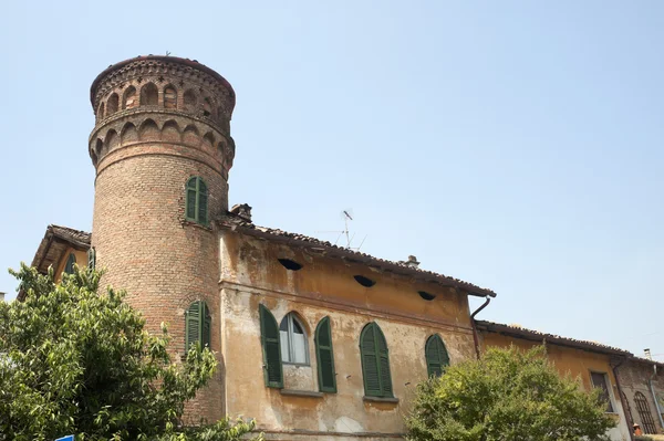 Calvenzano (Bergamo, Lombardy, Italy), ancient building with cyl — Stock Photo, Image