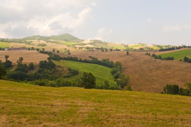 Montefeltro (yürüyüş, İtalya), manzara urbino yaz