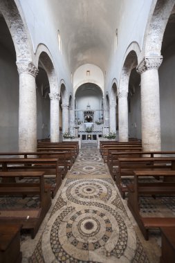 Lugnano teverina (terni, umbria, İtalya) - eski kilise iç içinde