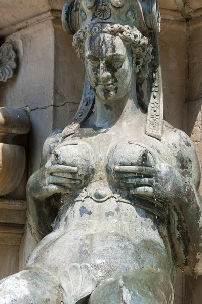 Brąz fontanna Neptuna Bolonia (Emilia-Romania, Włochy), detai — Zdjęcie stockowe