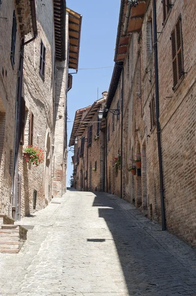 Sarnano (macerata, marsze, Włochy) - stary ulicy — Zdjęcie stockowe