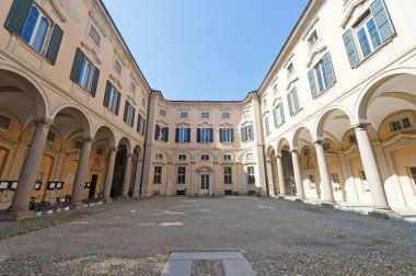 Pavia, tarihi Sarayı
