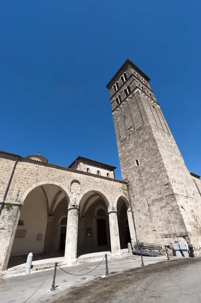 Rieti （拉齐奥，意大利） — — 中世纪大教堂 — 图库照片