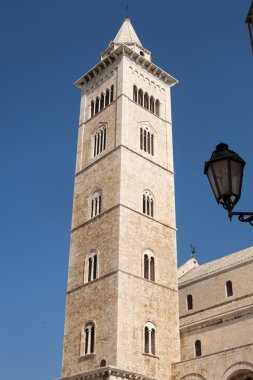 Trani (puglia, İtalya) - Romanesk tarzı Ortaçağ Katedrali,