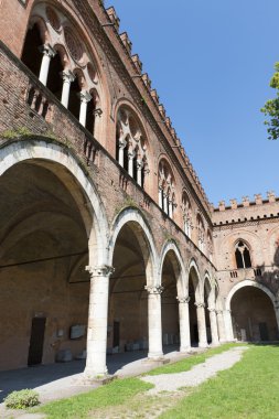 Pavia, kale