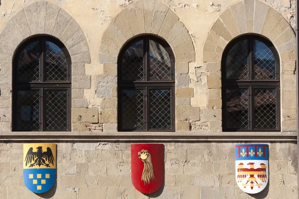 Stock image Medieval building in Arezzo (Tuscany, Italy): three windows