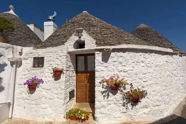Alberobello (Bari, Puglia, Italy): House in the trulli town — Stock Photo, Image