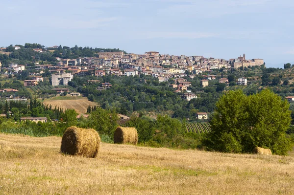 Paisaje con panorama de Chianciano (Siena, Toscana, Italia ) — Foto de Stock