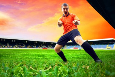 sonra hedef alan stadyum zekâ mutluluk futbol oyuncu
