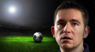 futbolcu gece yağmur alanını portresi
