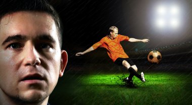 futbolcu gece yağmur alanını portresi
