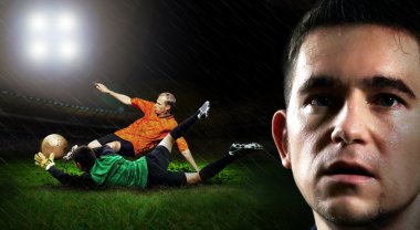 futbolcu gece yağmur alanını portresi