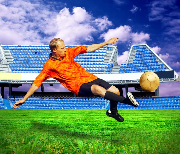 Happiness football player after goal on the field of stadium und — Stock Photo, Image