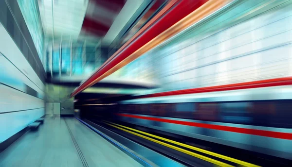 Speed-pályaudvar a vonaton — Stock Fotó
